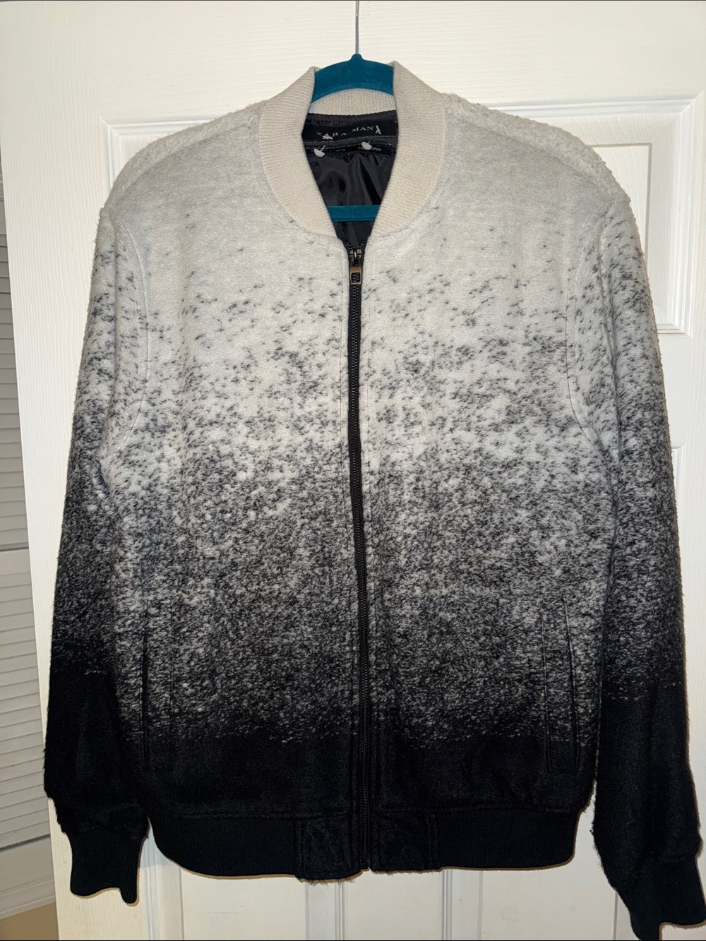 Zara Men's Ombre Zip-Up Sweater Jacket — Black & White